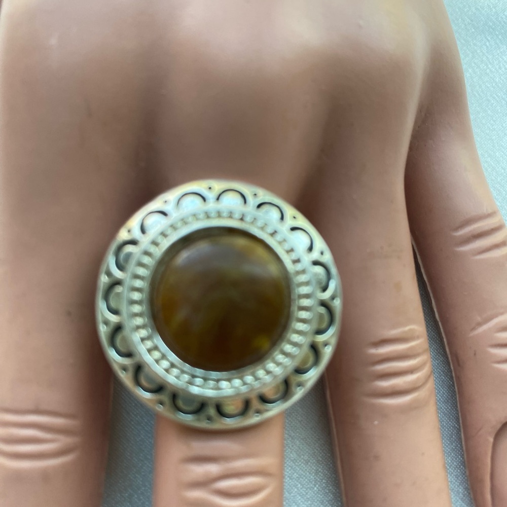 ANTIQUE & VINTAGE RINGS.
Back in the day, “getting pinned”. - Picture 4 of 5